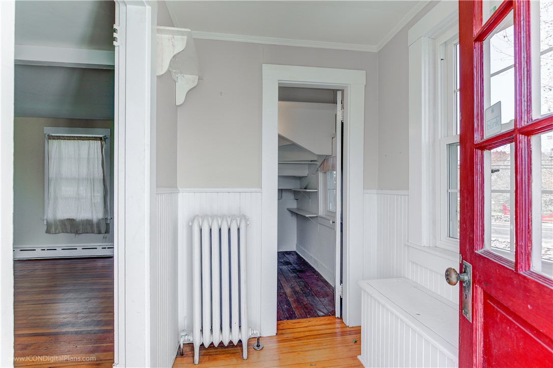 4168 Main Road Tiverton, RI 02878 - Photo 18 of 30 Mud Room