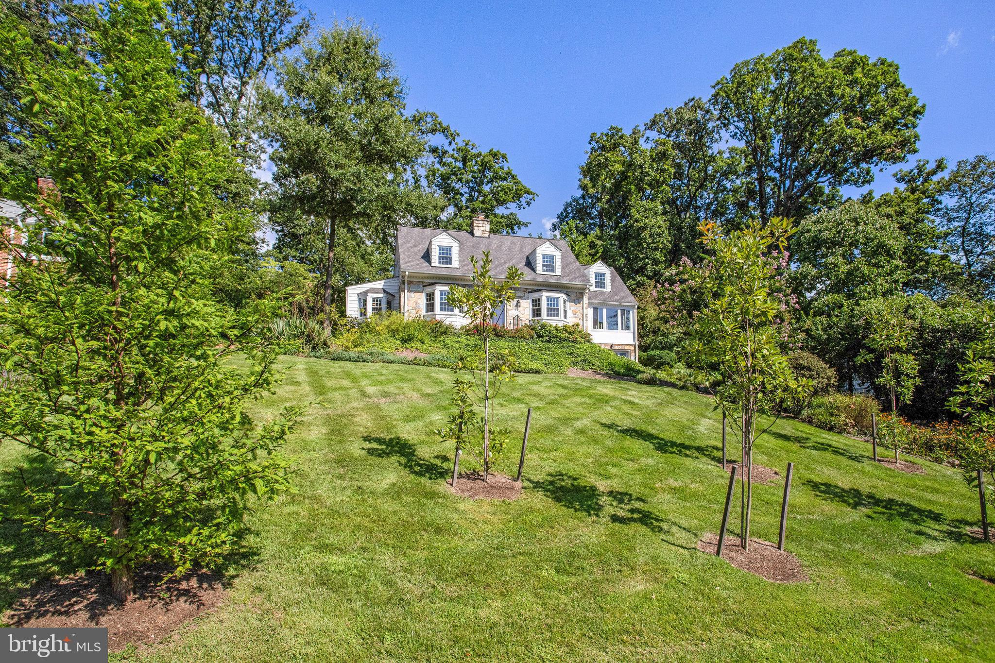 3424 Woodside Road Alexandria, VA 22310 - Photo 2 of 56 Welcome home to this stone cape in Wilton Woods!