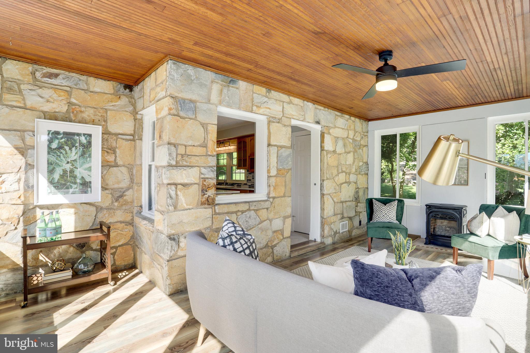 3424 Woodside Road Alexandria, VA 22310 - Photo 24 of 56 and don't you love that stone wall?