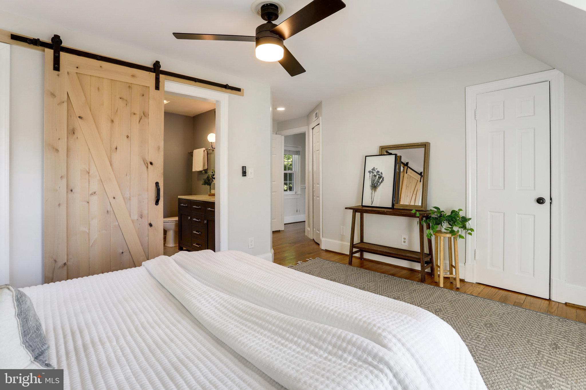 3424 Woodside Road Alexandria, VA 22310 - Photo 38 of 56 and primary bath