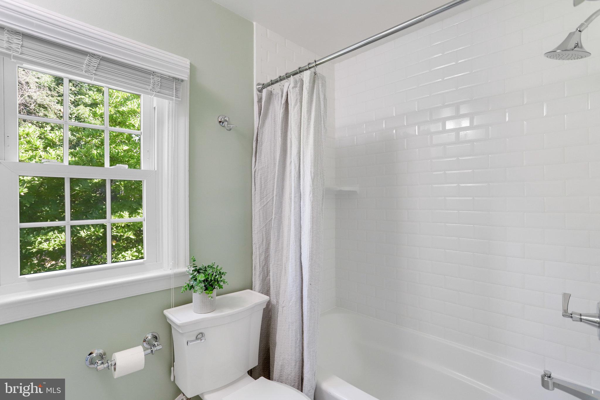 3424 Woodside Road Alexandria, VA 22310 - Photo 46 of 56 the perfect combo