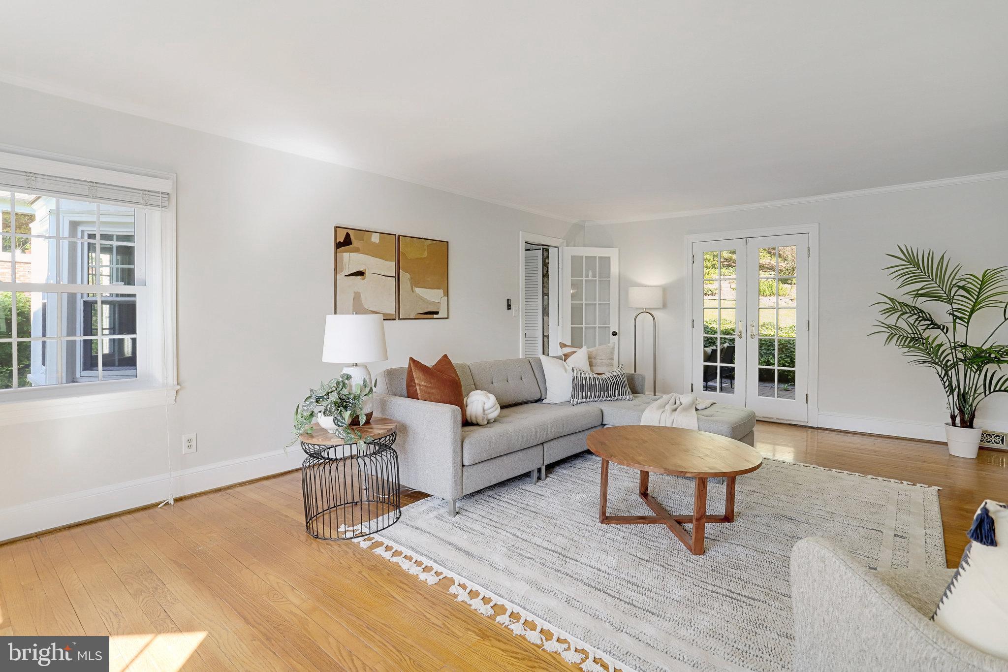 3424 Woodside Road Alexandria, VA 22310 - Photo 9 of 56 I know you weren't expecting all the space