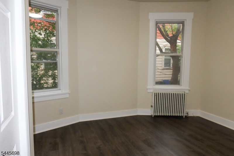89 Van Riper Avenue, Unit 1 Clifton, NJ 07011 - Photo 22 of 38