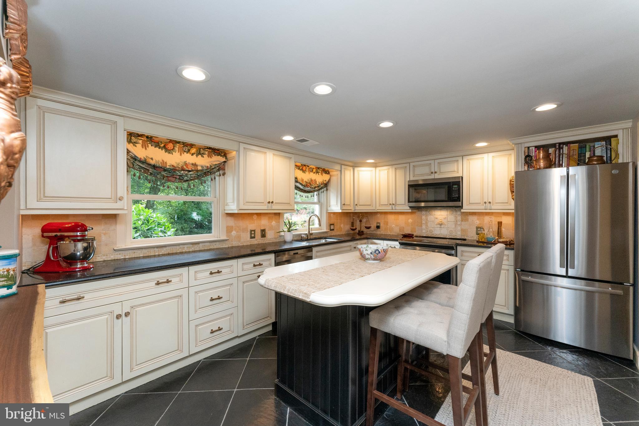 1509 Taylor Road Lansdale, PA 19446 - Photo 10 of 32 Gallery Image 10