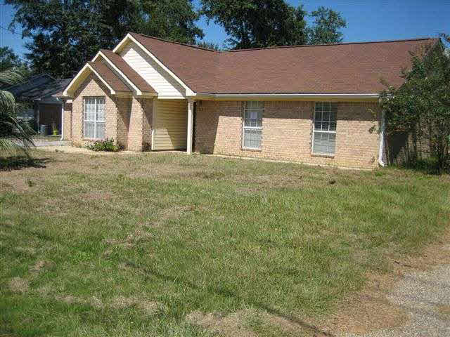 503 East Michigan Avenue Foley, AL 36535 - Photo 1 of 1
