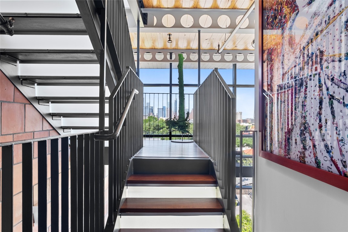 1401 Eva Street, Unit 406 Austin, TX 78704 - Photo 20 of 32 a view of entryway