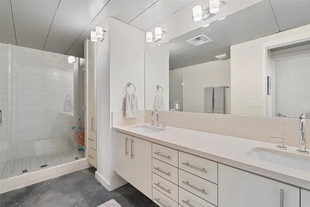 $1,250,000 | 1401 Eva Street, Unit 406, Austin, TX 78704