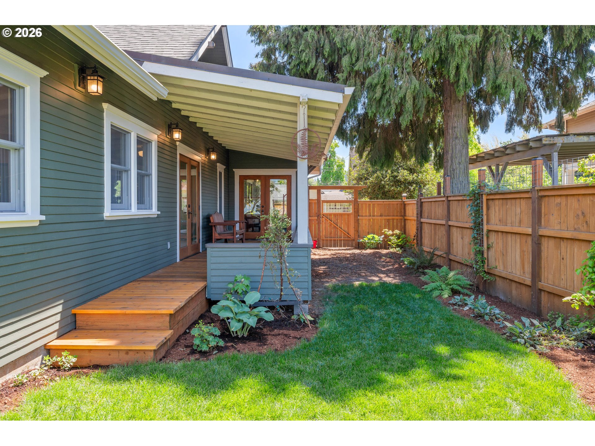 918 C Street Springfield, OR 97477 - Photo 45 of 48