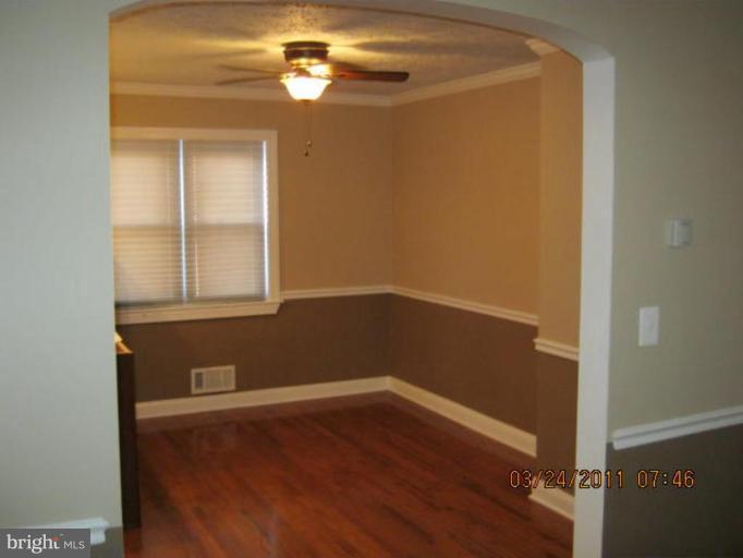 2705 Moorgate Road Dundalk, MD 21222 - Photo 2 of 17 Dining Area