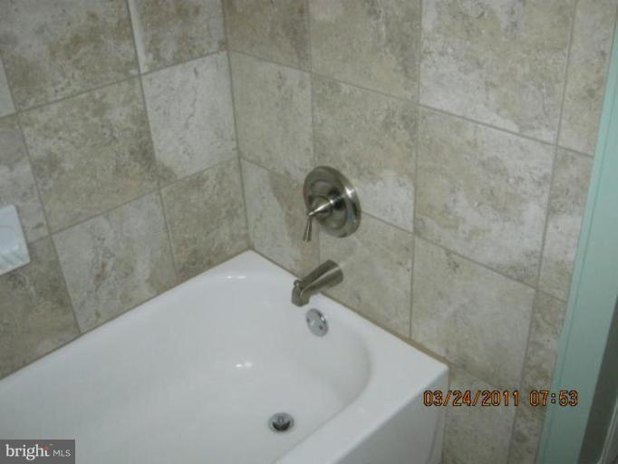 2705 Moorgate Road Dundalk, MD 21222 - Photo 13 of 17 Bath #3