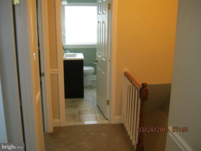 2705 Moorgate Road Dundalk, MD 21222 - Photo 16 of 17 Hallway