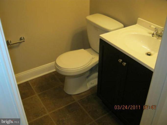 2705 Moorgate Road Dundalk, MD 21222 - Photo 3 of 17 Bath #1