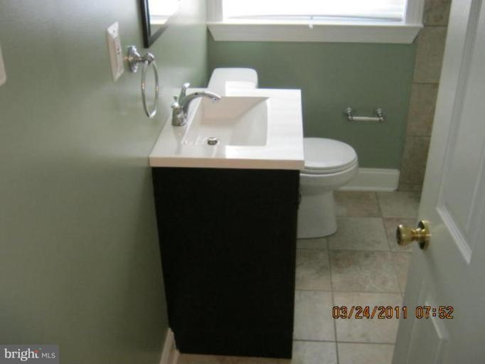 2705 Moorgate Road Dundalk, MD 21222 - Photo 6 of 17 Bath #2