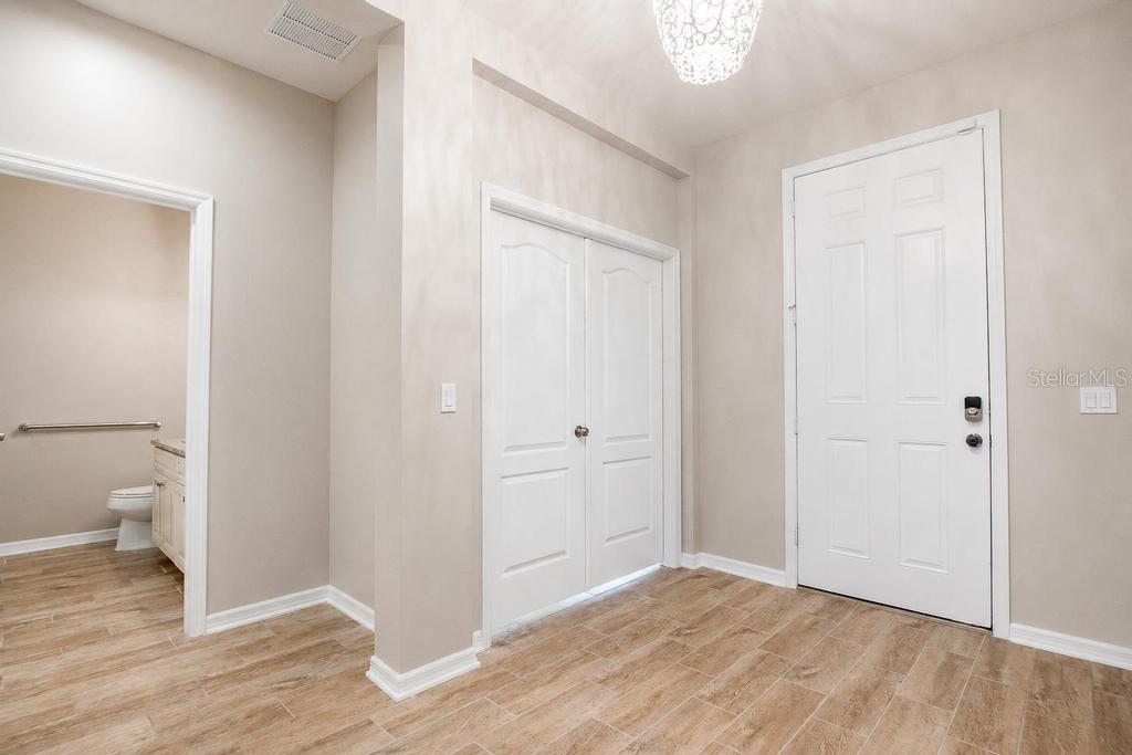 13958 Magnolia Ridge Loop Winter Garden, FL 34787 - Photo 5 of 58 Gallery Image 5