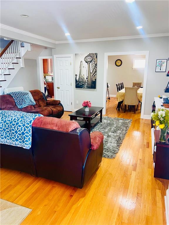 69 Treno Street New Rochelle, NY 10801 - Photo 5 of 22 Living Room