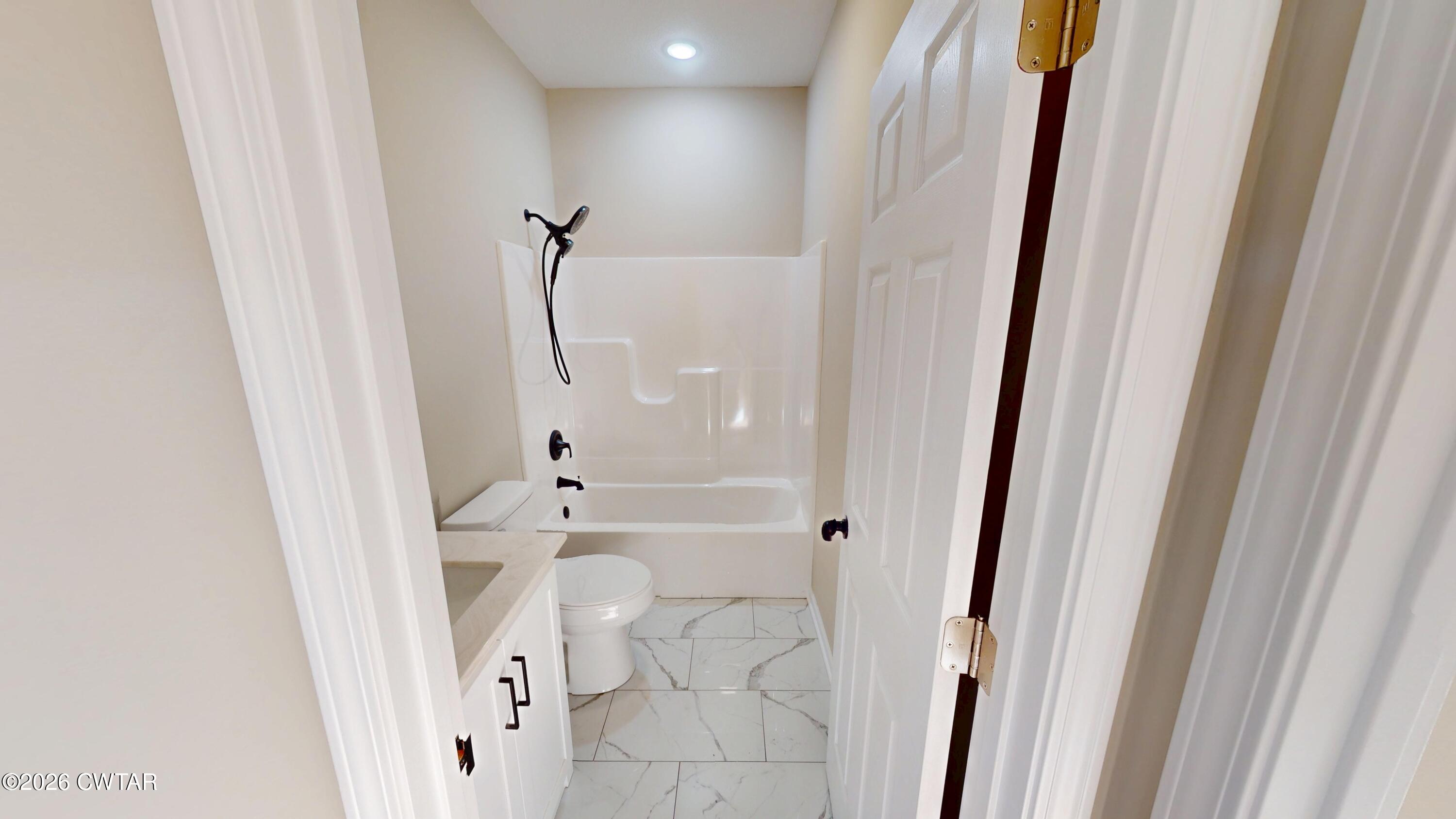 1360 Bonicord Road Dyersburg, TN 38024 - Photo 24 of 31 a bathroom with a shower