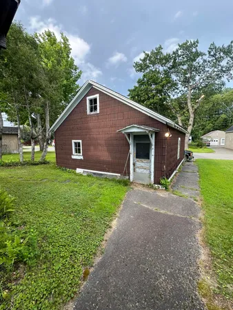 $125,500 | 47 York Street, Millinocket, ME 04462
