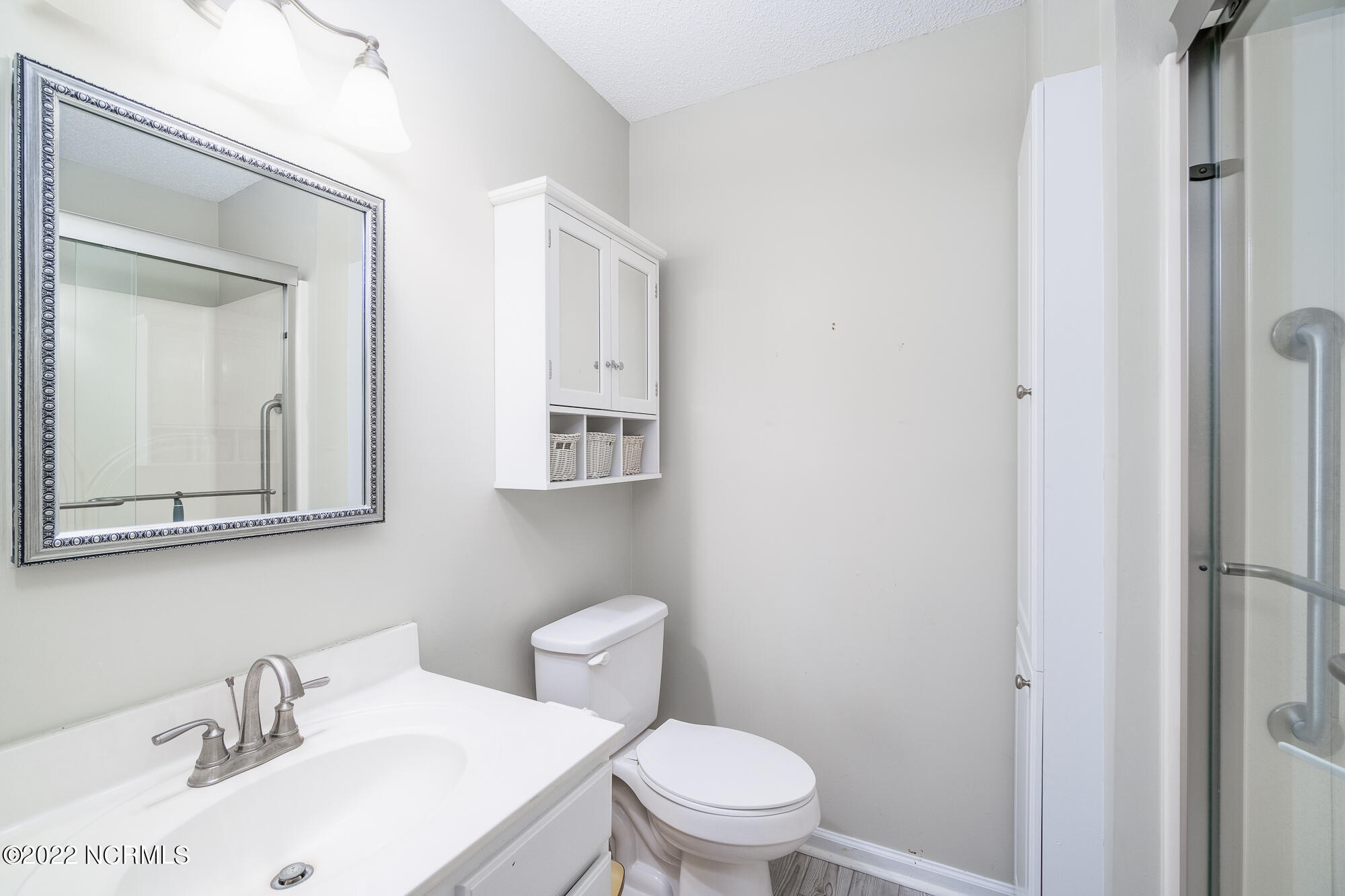 303 Barbour Road, Unit 301 Morehead City, NC 28557 - Photo 11 of 29 courtyard-301-10