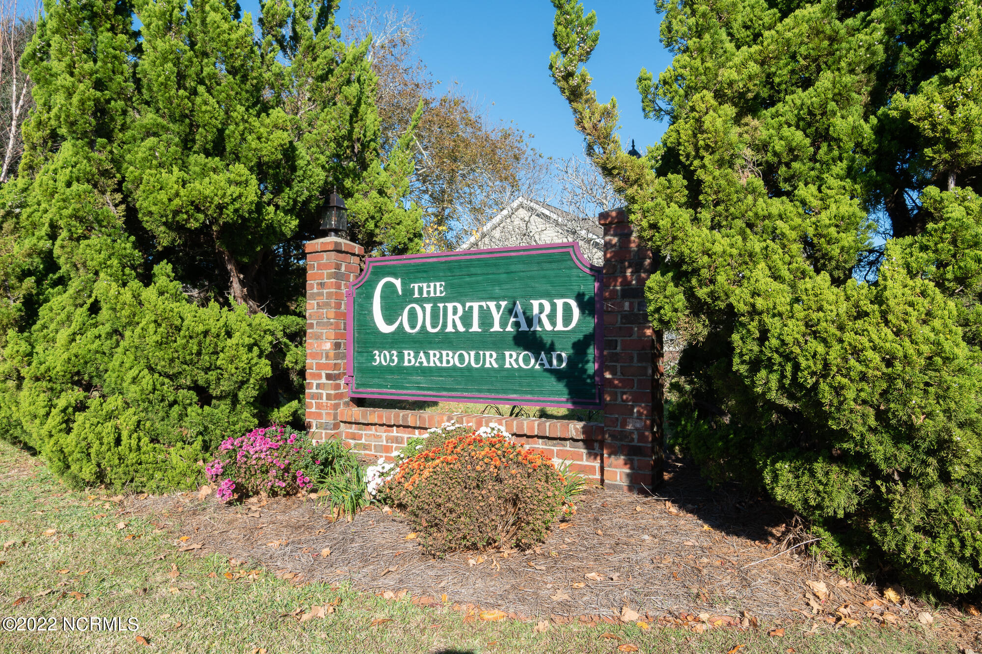303 Barbour Road, Unit 301 Morehead City, NC 28557 - Photo 28 of 29 courtyard-301-31
