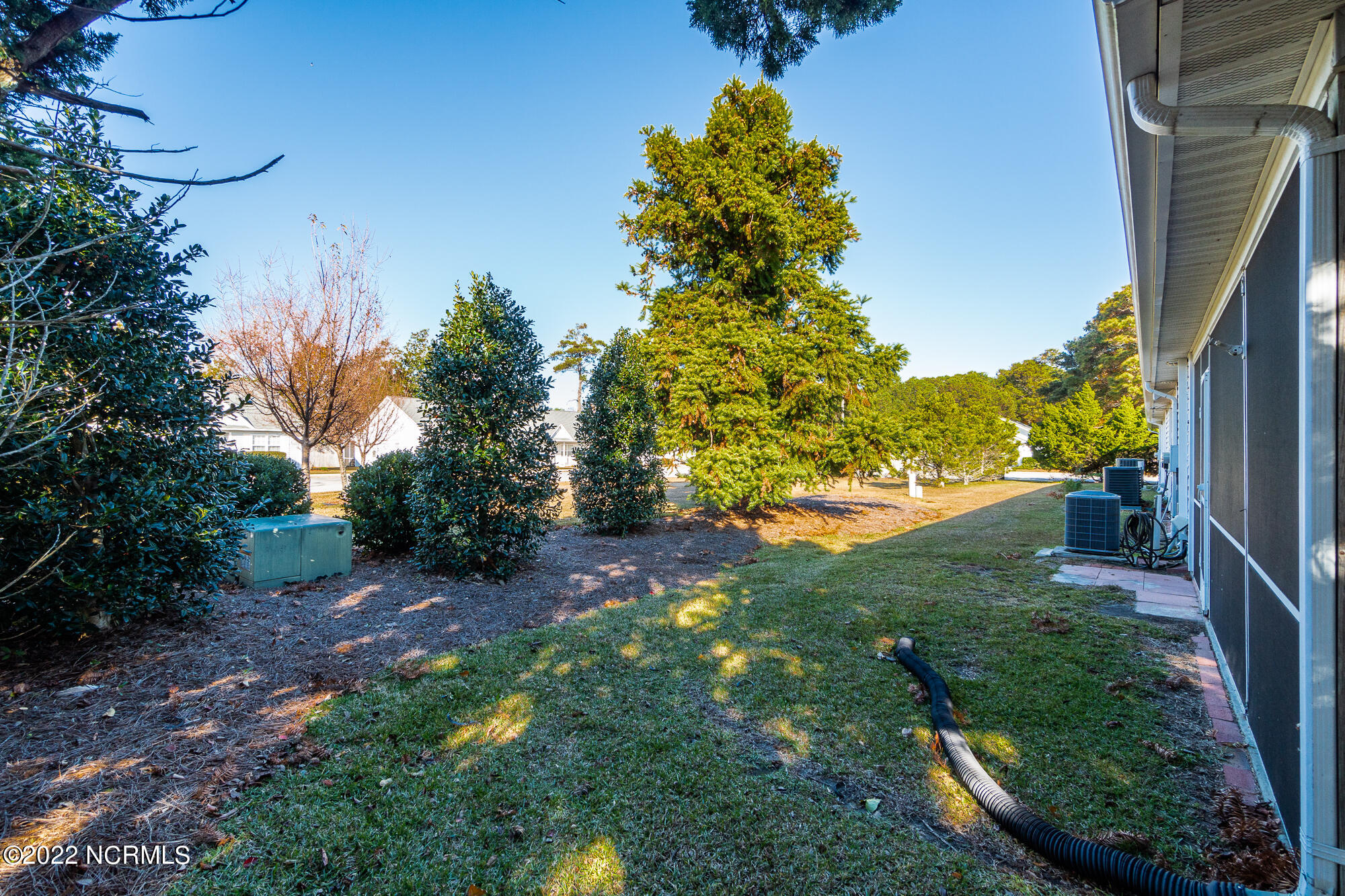303 Barbour Road, Unit 301 Morehead City, NC 28557 - Photo 29 of 29 courtyard-301-27