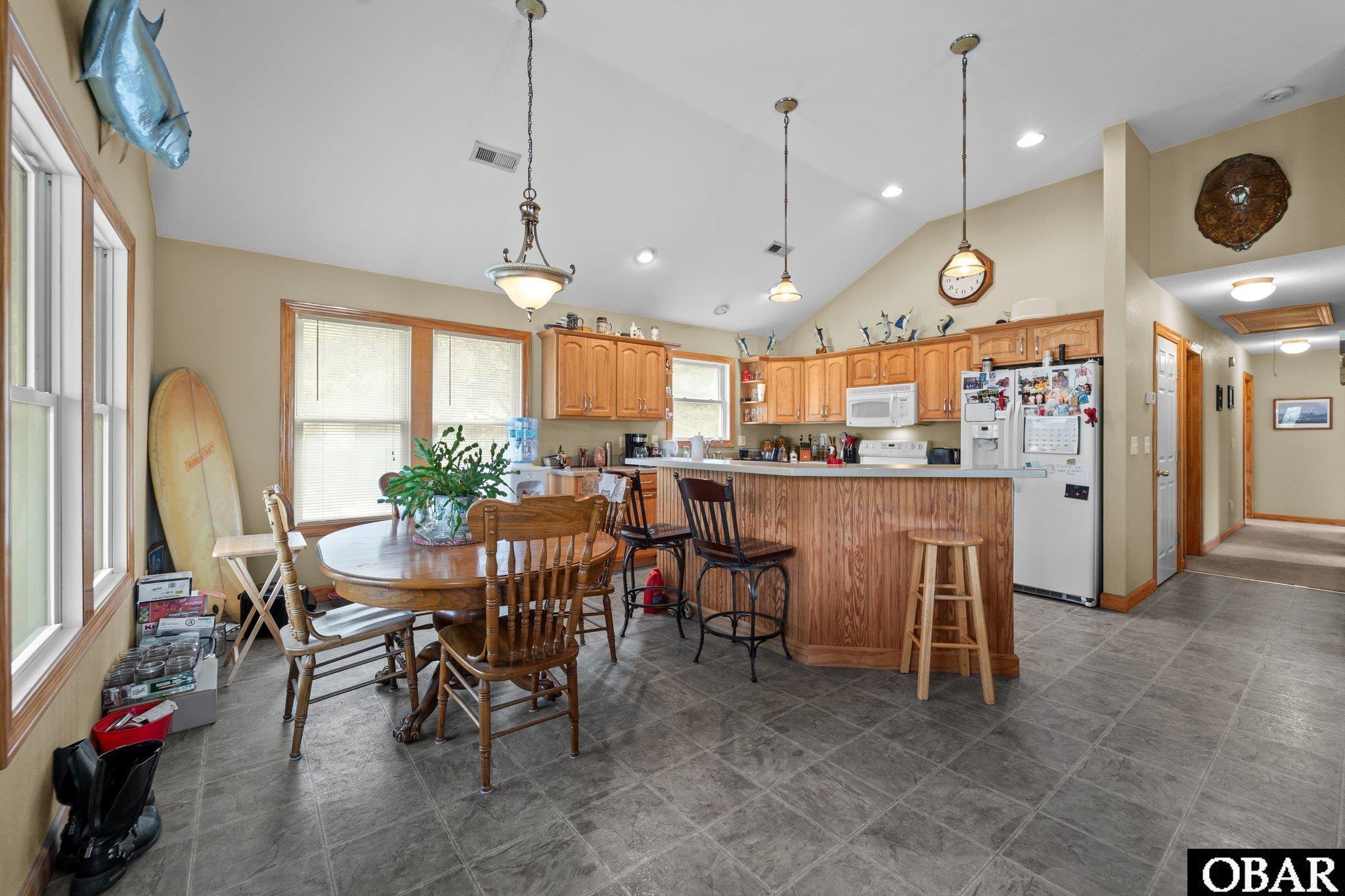 124 Pond Road Wanchese, NC 27981 - Photo 6 of 24 Gallery Image 6