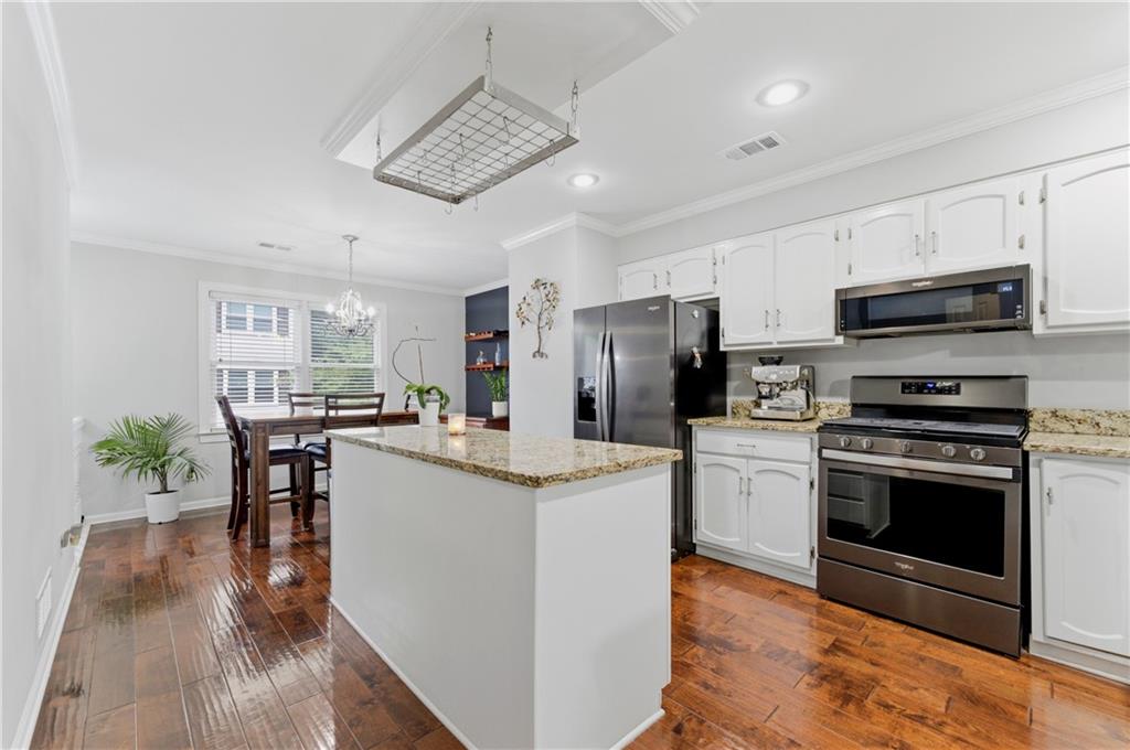 222 Forkner Drive, Unit 19 Decatur, GA 30030 - Photo 6 of 29