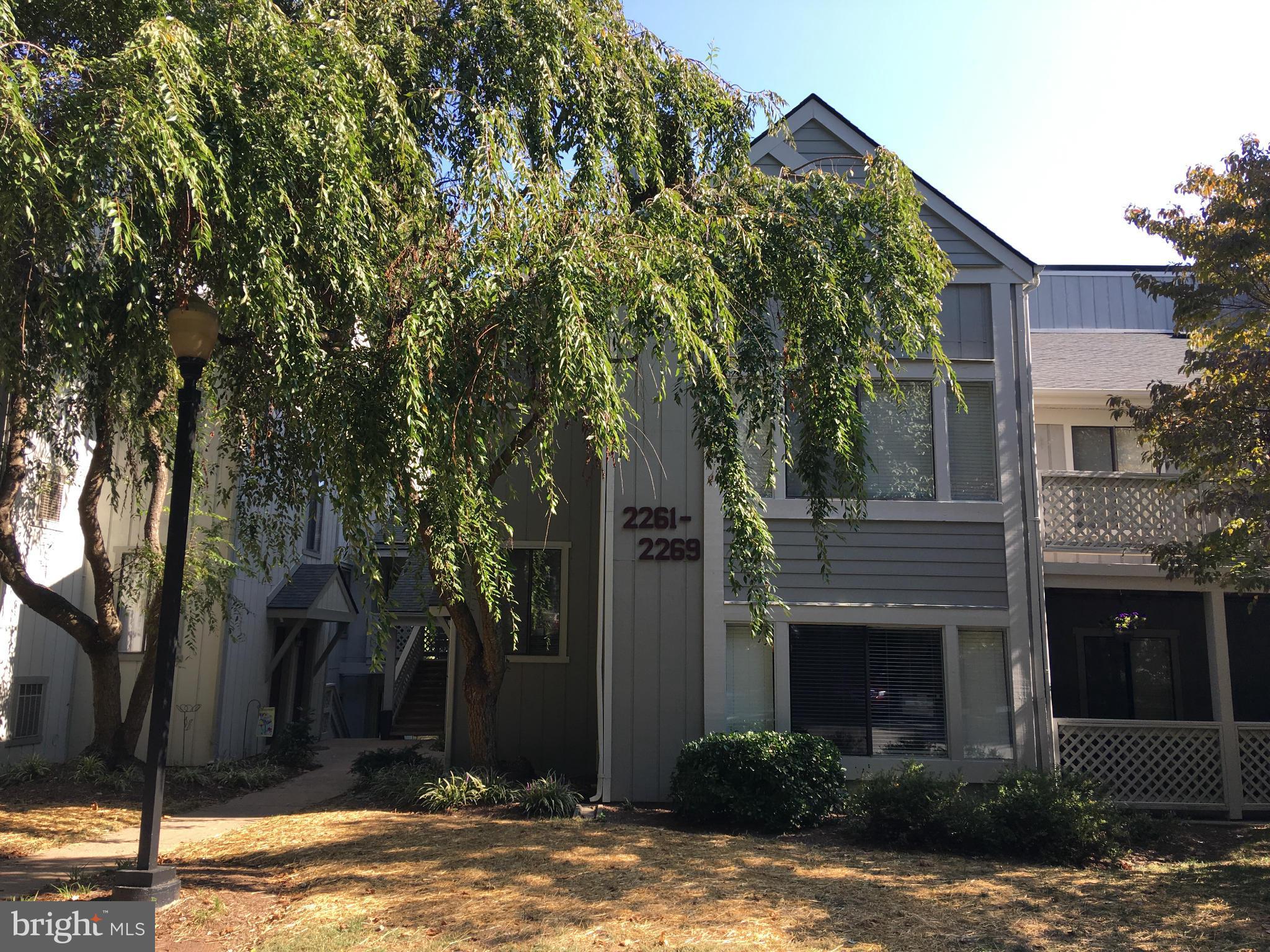 2267 Hunter's Run Drive, Unit 2267 Reston, VA 20191 - Photo 1 of 13 Exterior (General)
