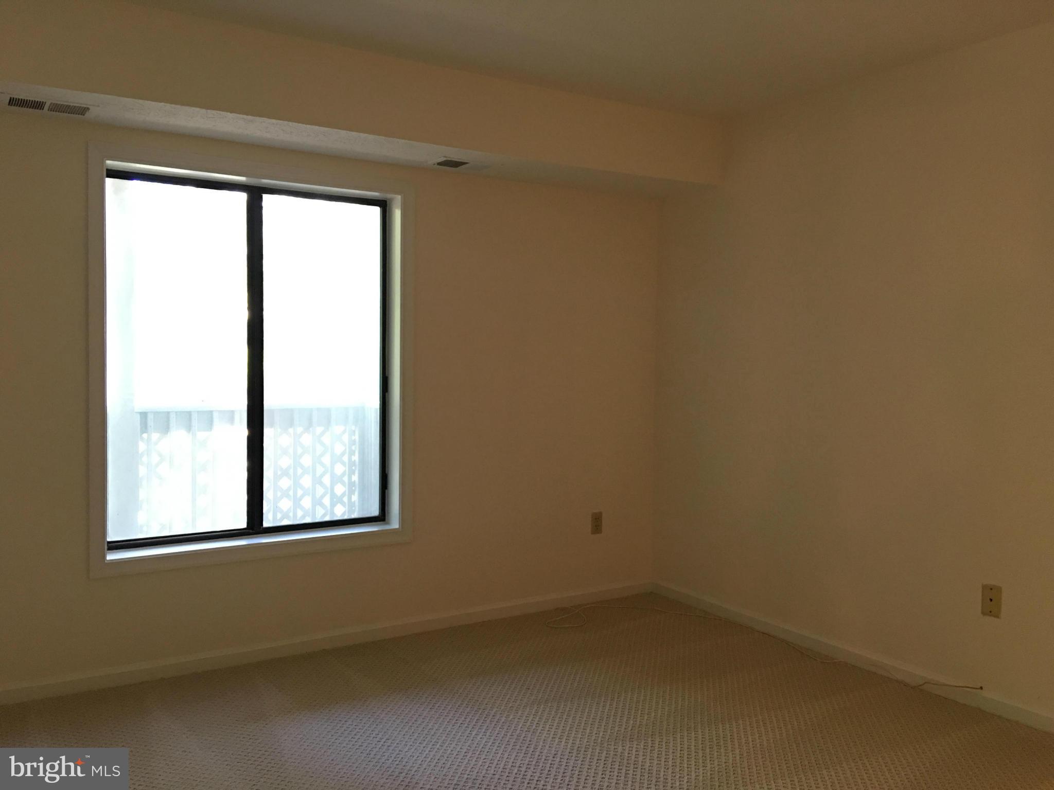 2267 Hunter's Run Drive, Unit 2267 Reston, VA 20191 - Photo 11 of 13 Bedroom
