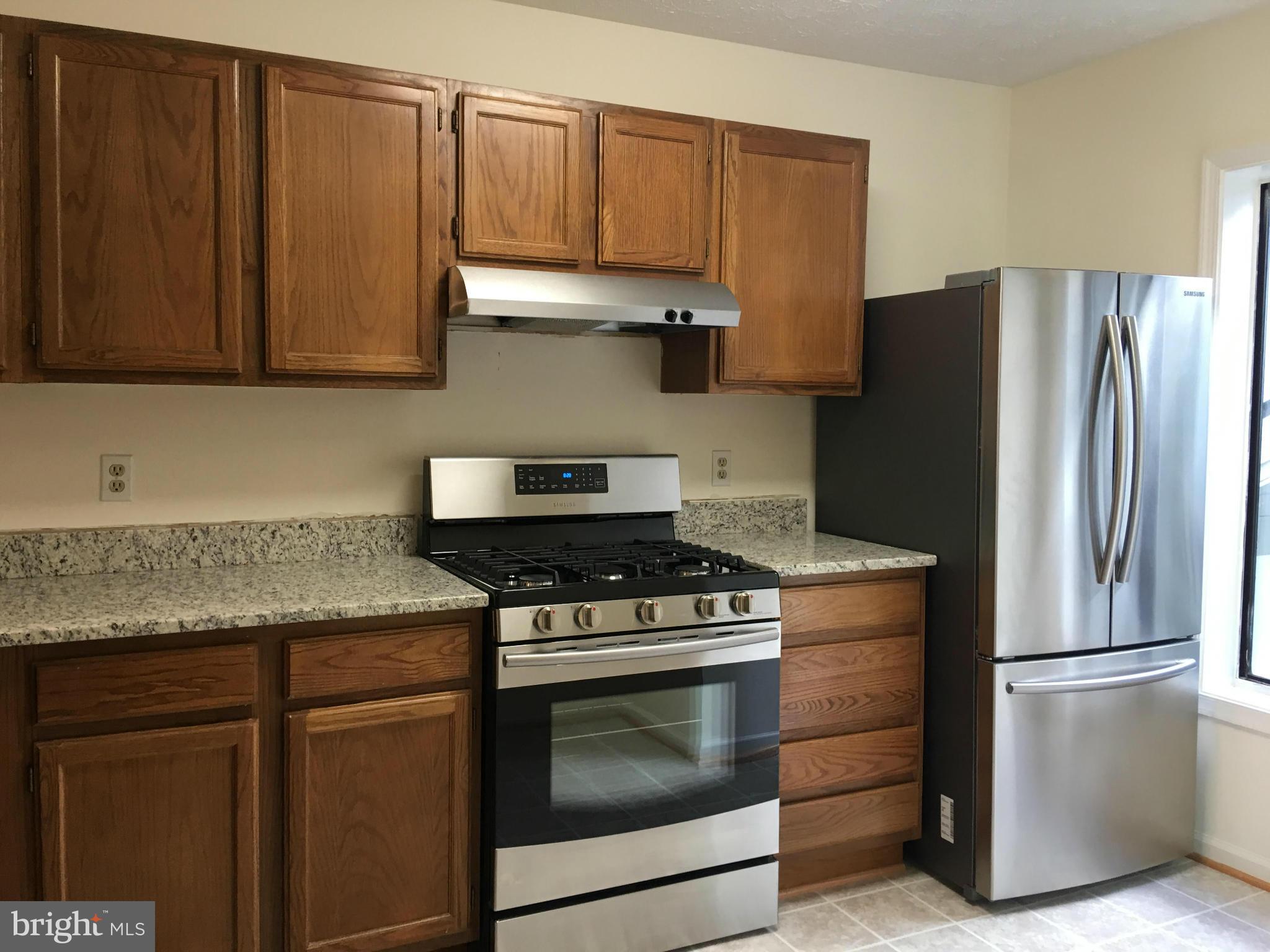 2267 Hunter's Run Drive, Unit 2267 Reston, VA 20191 - Photo 6 of 13 Kitchen