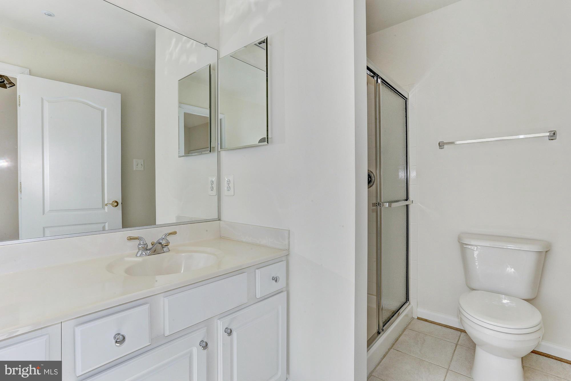 10279 Rutland Round Road, Unit 43 Columbia, MD 21044 - Photo 17 of 28 Luxurious Master Bath
