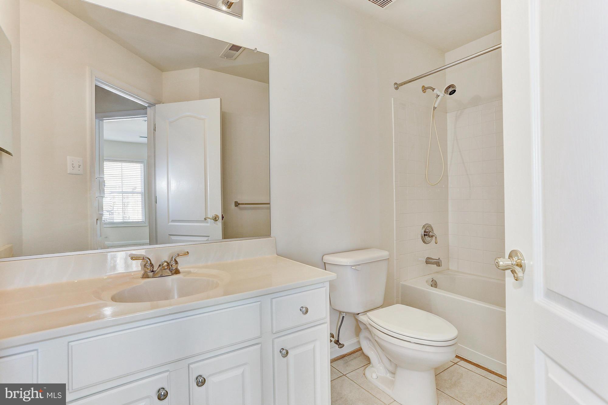10279 Rutland Round Road, Unit 43 Columbia, MD 21044 - Photo 21 of 28 Bathroom