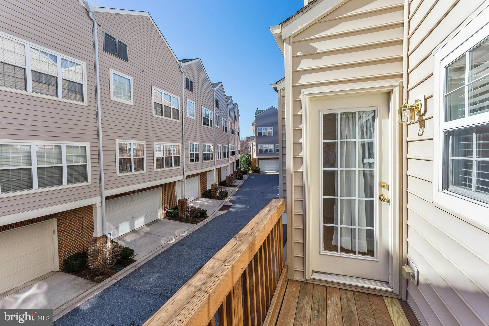 10279 Rutland Round Road, Unit 43 Columbia, MD 21044 - Photo 27 of 28 Balcony