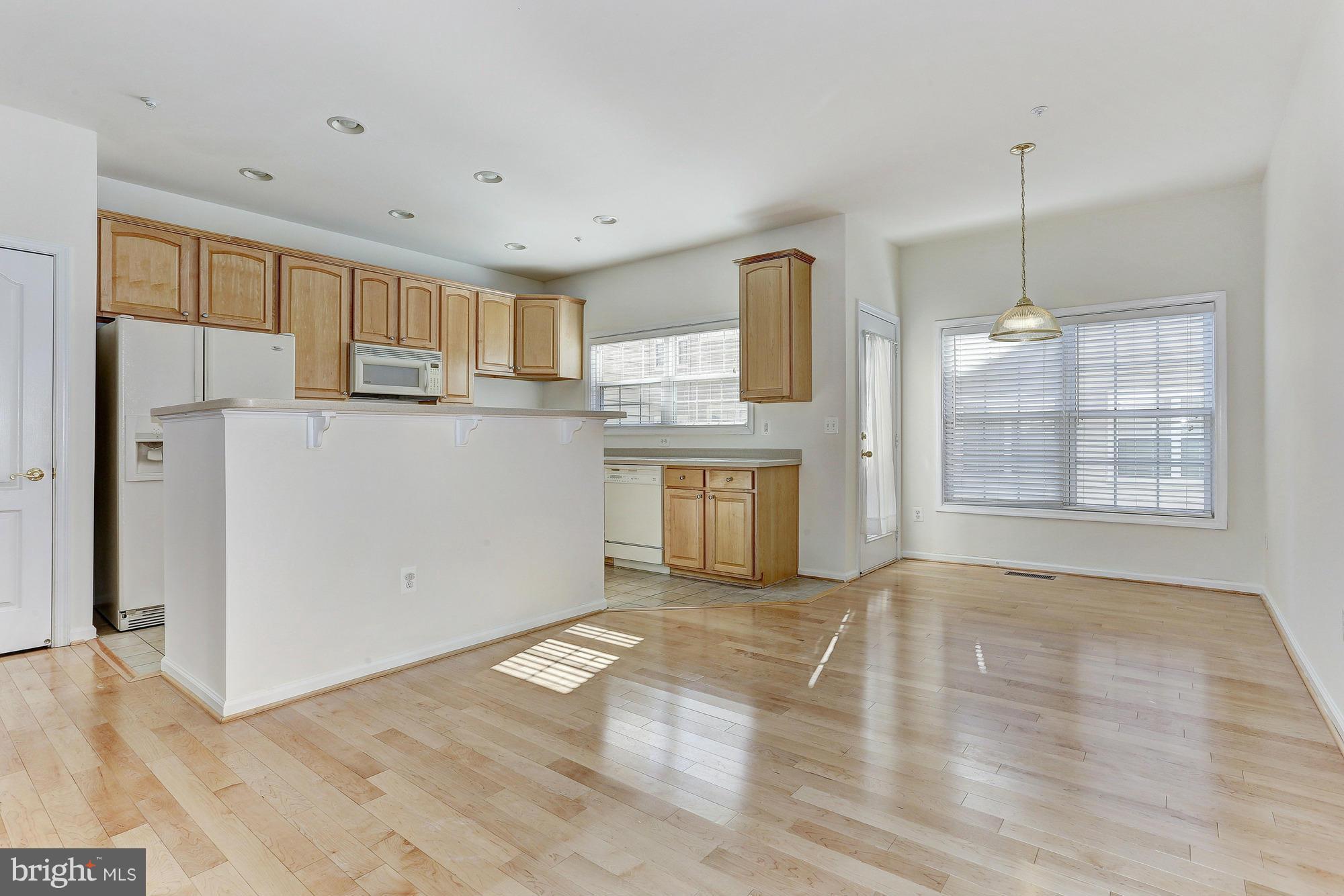 10279 Rutland Round Road, Unit 43 Columbia, MD 21044 - Photo 7 of 28 Kitchen