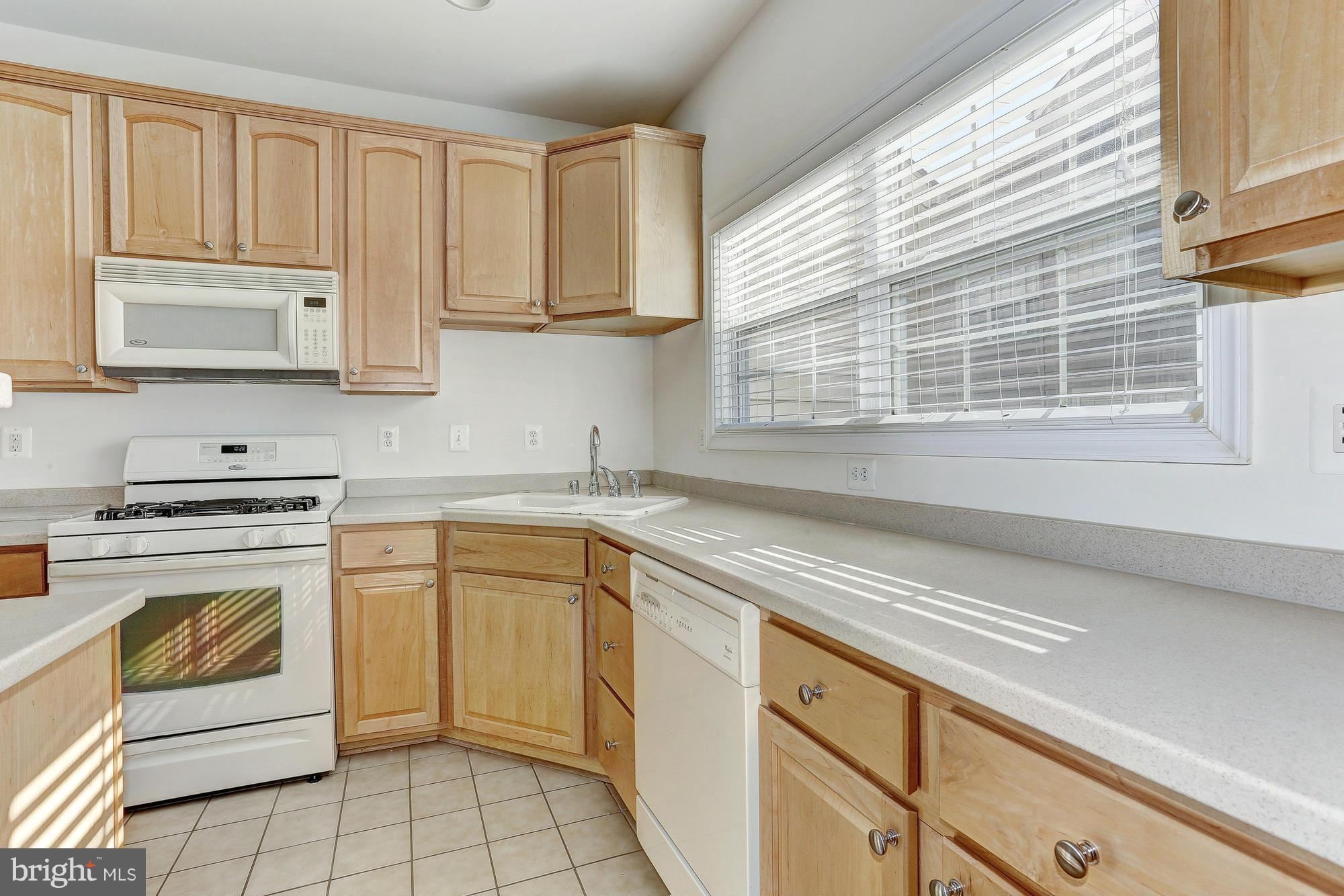 10279 Rutland Round Road, Unit 43 Columbia, MD 21044 - Photo 9 of 28 Kitchen