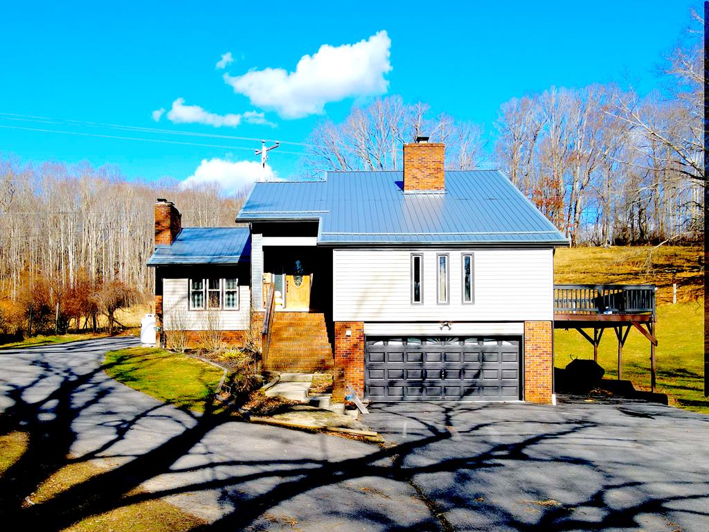 1734 Littlesburg Road Bluefield, WV 24701 - Photo 1 of 1 Gallery Image 1