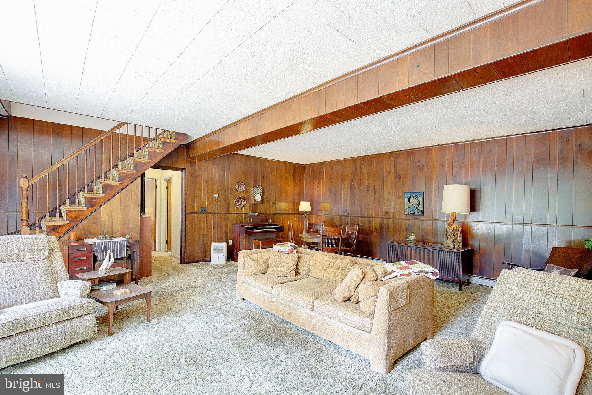3088 Tudor Hall Road Riva, MD 21140 - Photo 52 of 62 Spacious living area with warm wood tones.