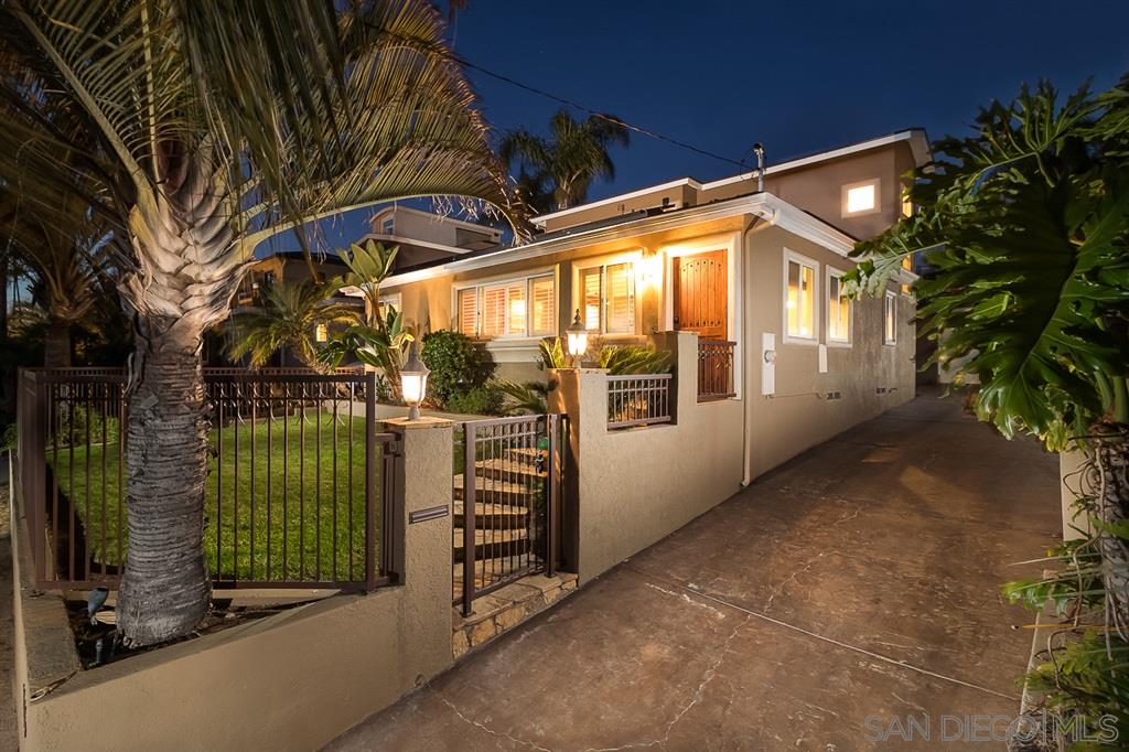 1919 Frankfort Street San Diego, CA 92110 - Photo 1 of 25