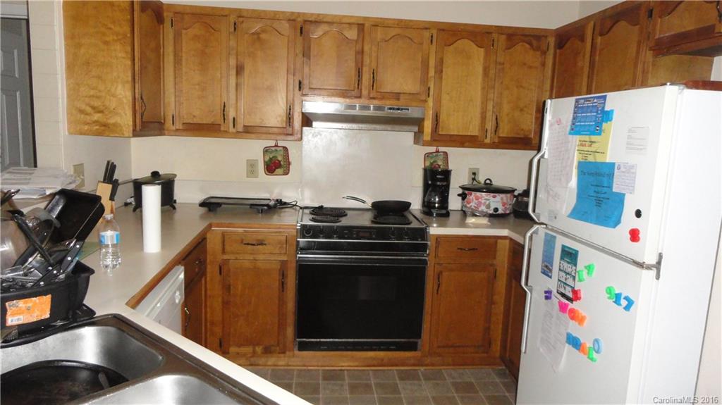 1715 Running Brook Road Charlotte, NC 28214 - Photo 5 of 5 Gallery Image 5