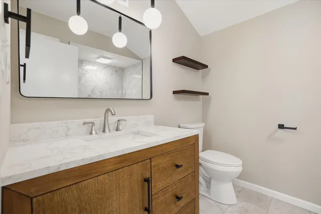 $474,900 | 5801 West Allwood Drive, Franklin, WI 53132