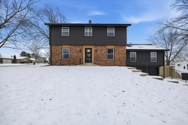 $474,900 | 5801 West Allwood Drive, Franklin, WI 53132