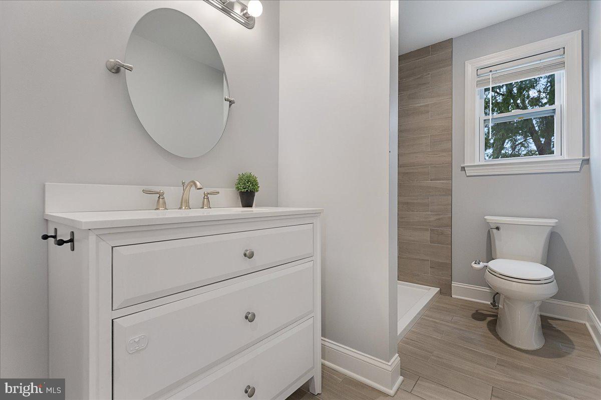 4453 Nottingham Way Hamilton, NJ 08690 - Photo 11 of 26 Main Floor Full Bath