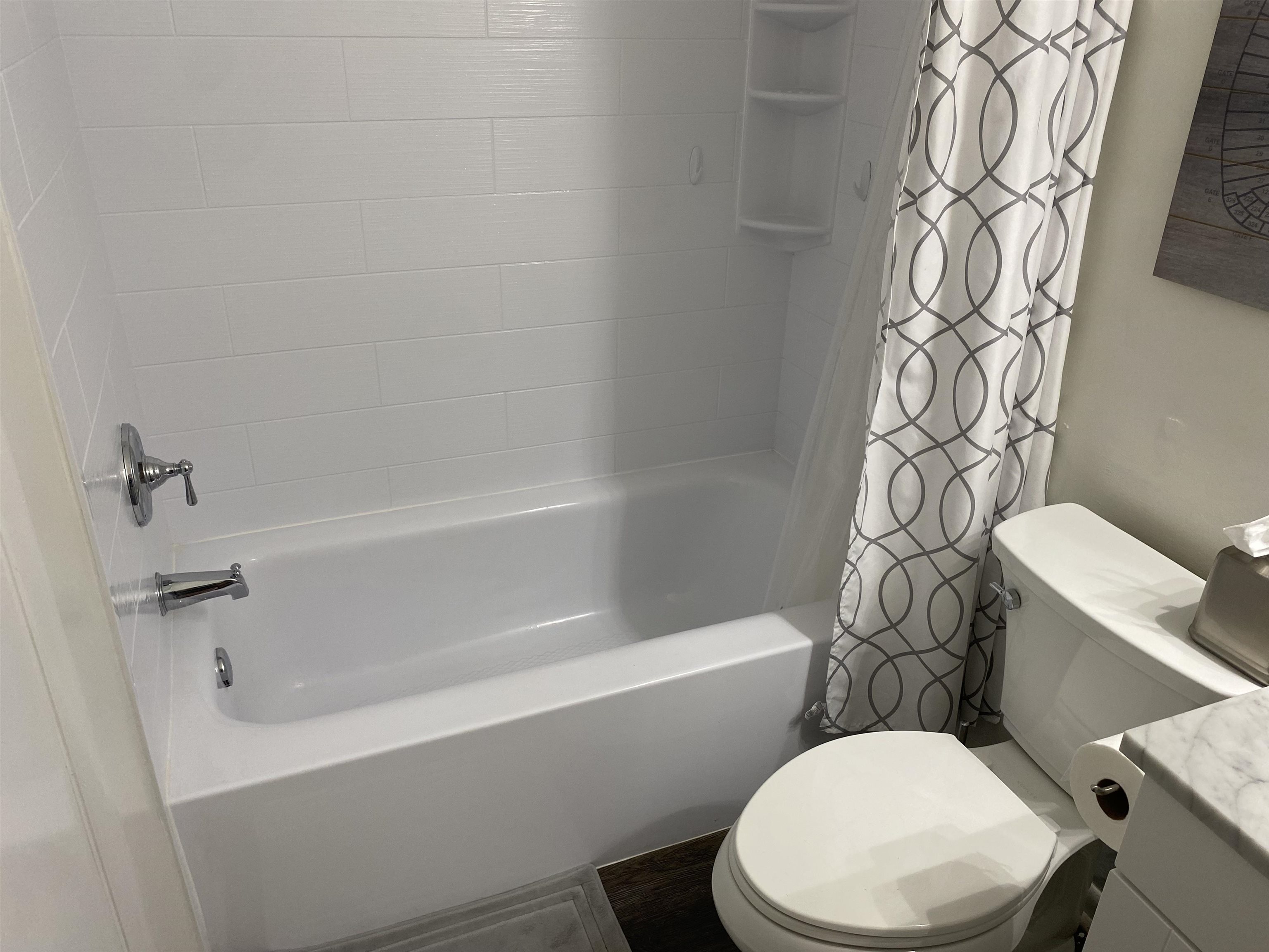 403 Hayden Road, Unit 227 Tallahassee, FL 32304 - Photo 20 of 34 Gallery Image 20