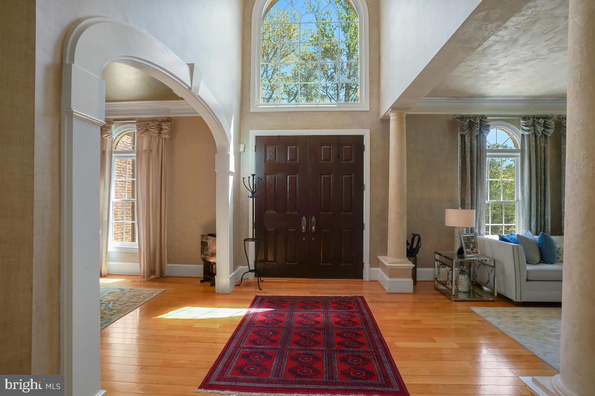 11116 Stuart Mill Road Oakton, VA 22124 - Photo 11 of 74 Gallery Image 11