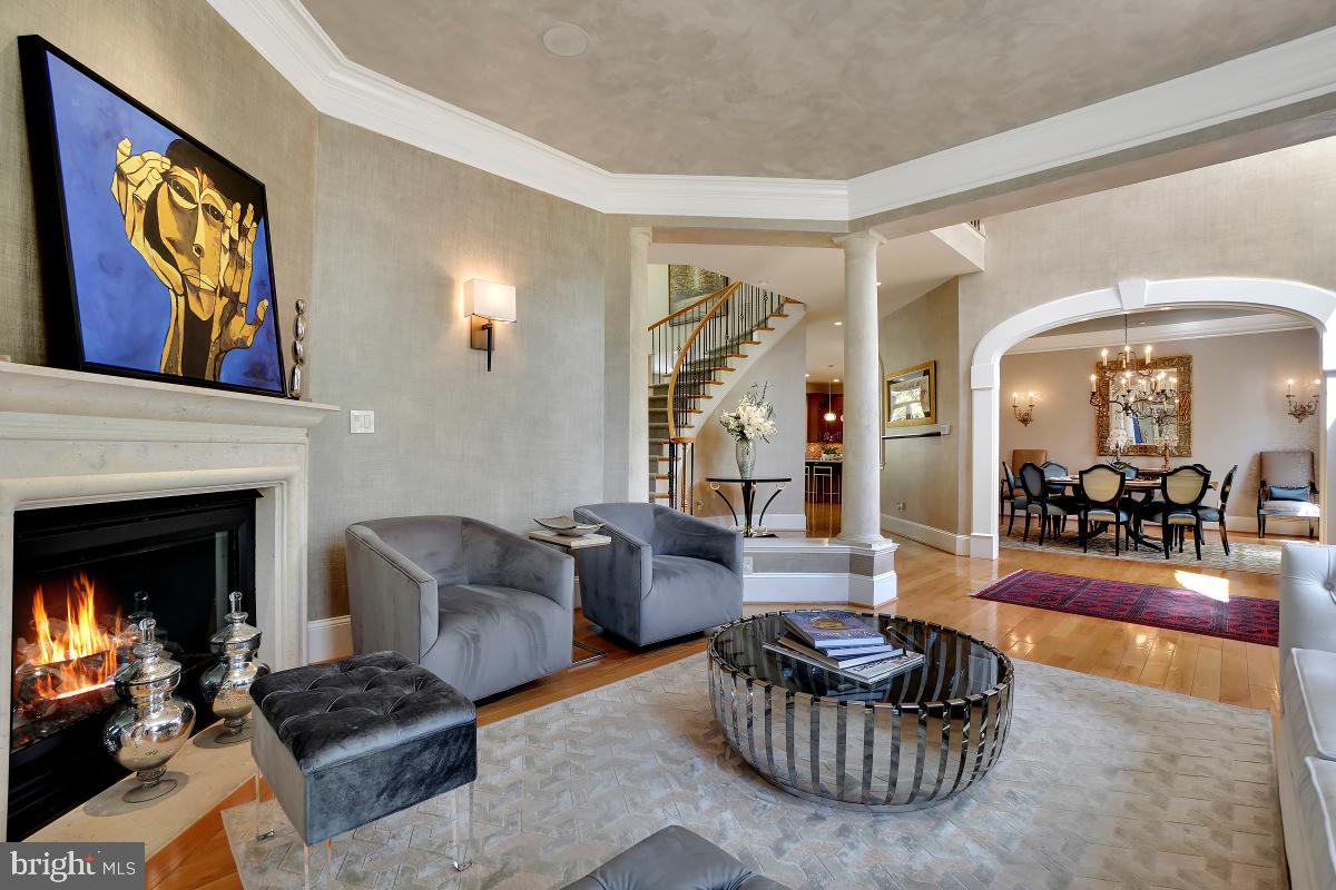 11116 Stuart Mill Road Oakton, VA 22124 - Photo 15 of 74 Gallery Image 15