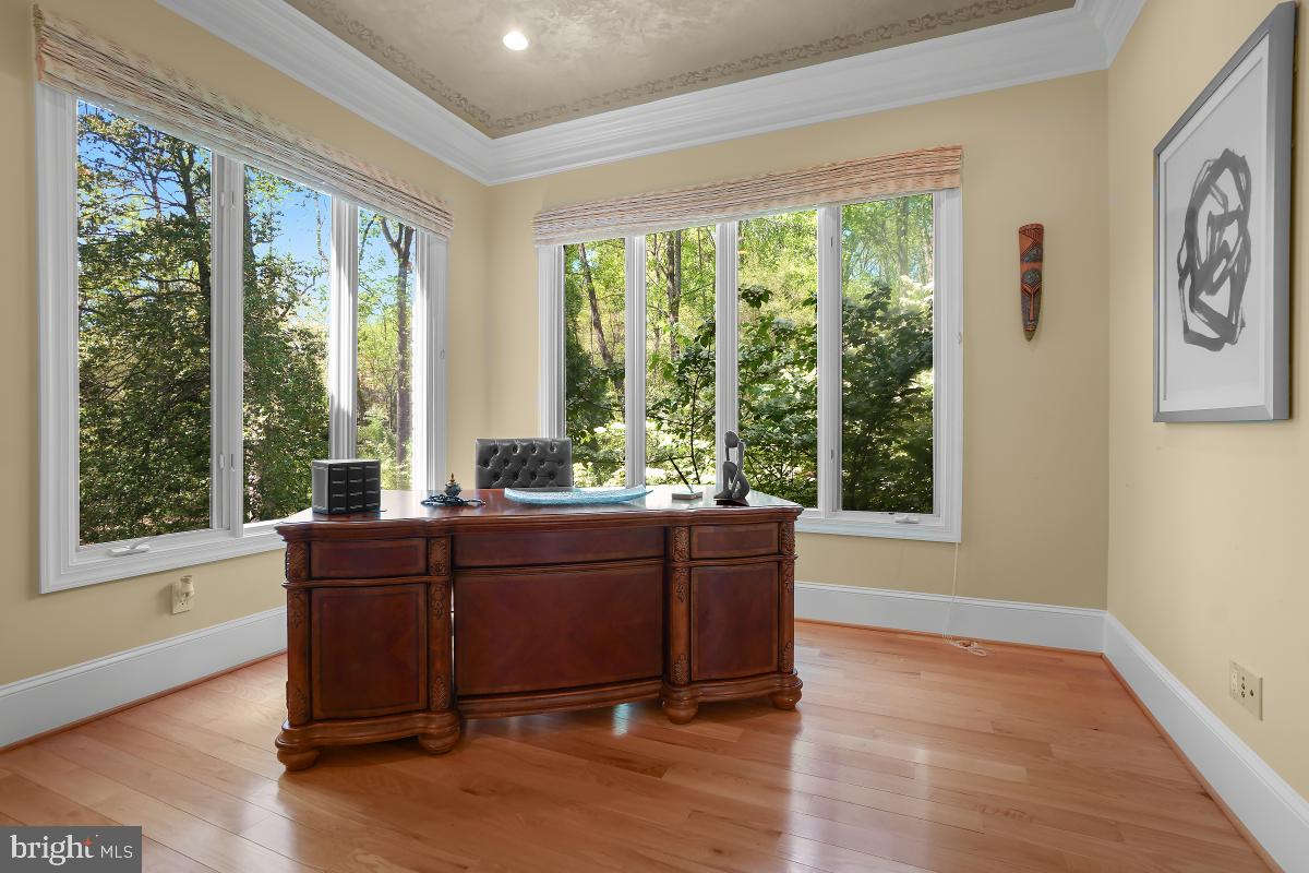 11116 Stuart Mill Road Oakton, VA 22124 - Photo 20 of 74 Gallery Image 20