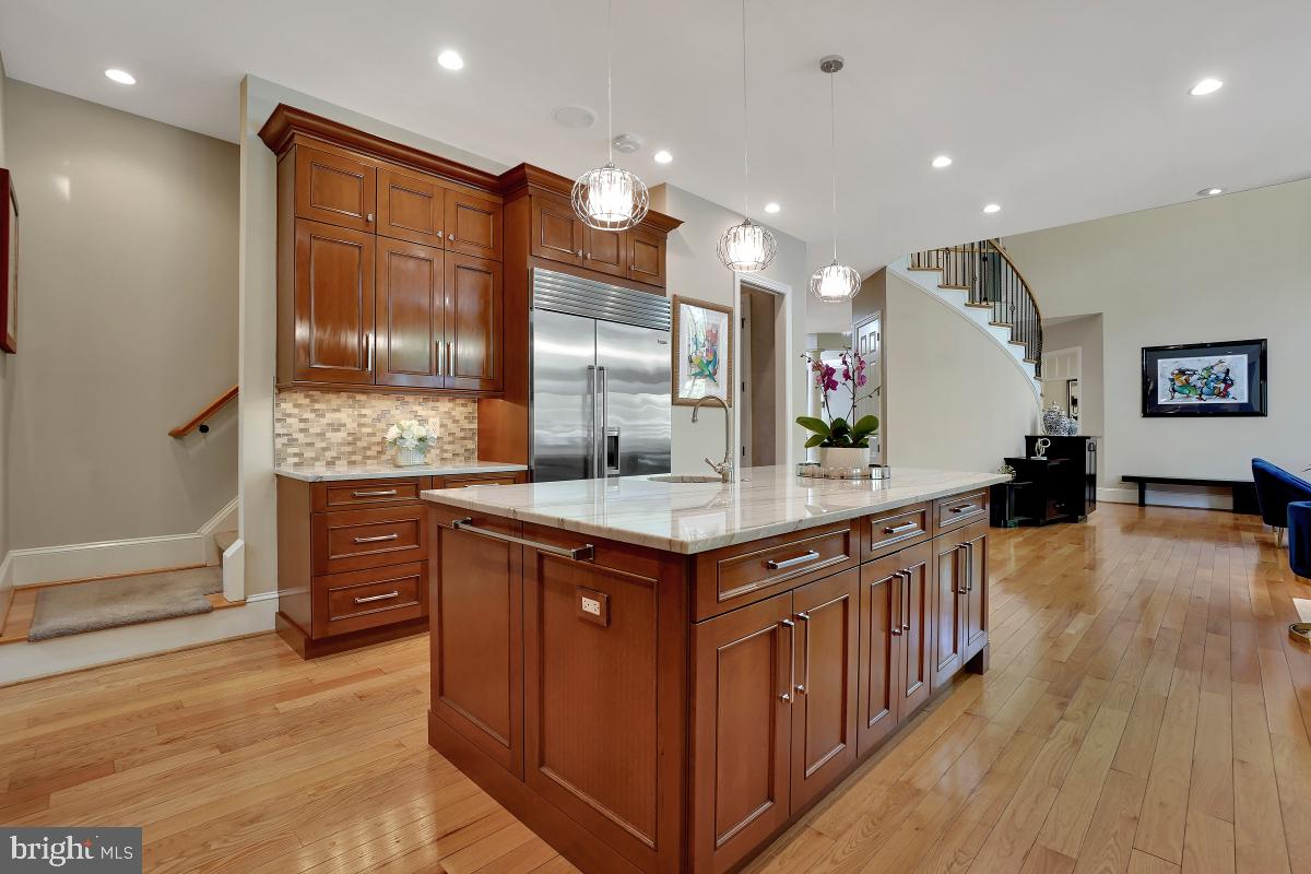 11116 Stuart Mill Road Oakton, VA 22124 - Photo 28 of 74 Gallery Image 28