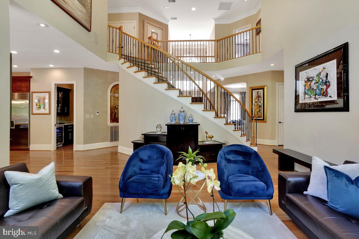 11116 Stuart Mill Road Oakton, VA 22124 - Photo 30 of 74 Gallery Image 30