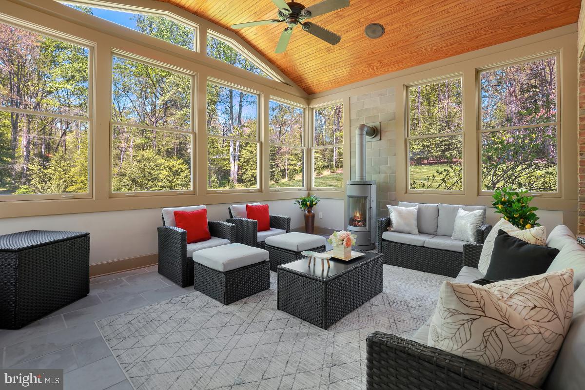 11116 Stuart Mill Road Oakton, VA 22124 - Photo 31 of 74 Gallery Image 31