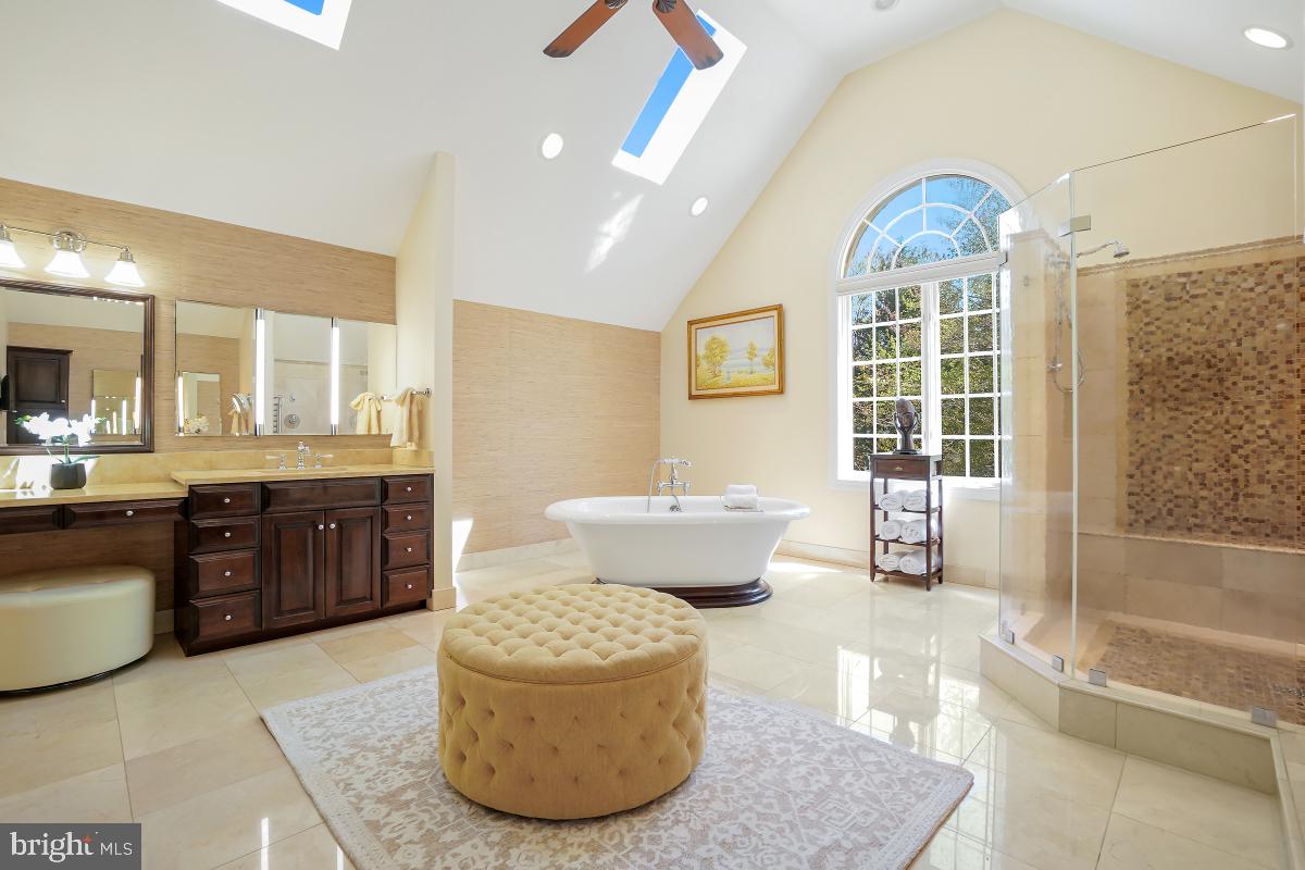 11116 Stuart Mill Road Oakton, VA 22124 - Photo 40 of 74 Gallery Image 40