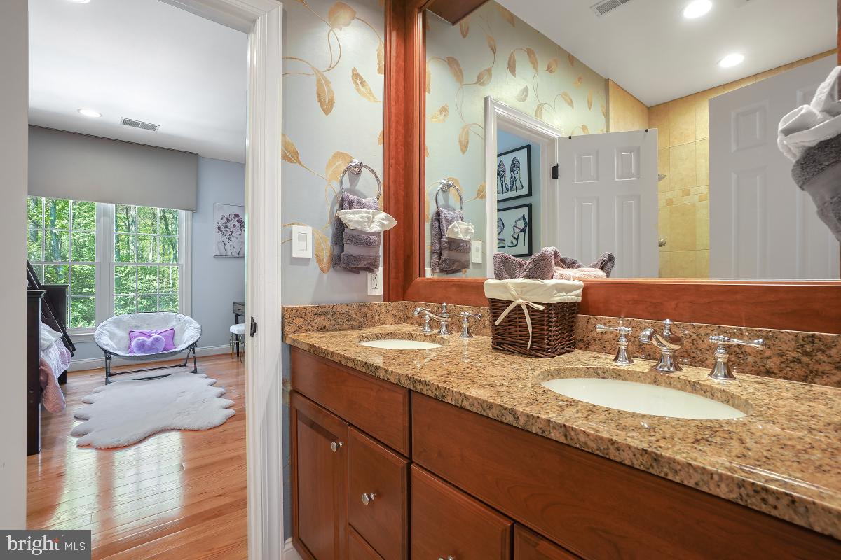 11116 Stuart Mill Road Oakton, VA 22124 - Photo 44 of 74 Gallery Image 44